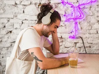 Descubra o Segredo da Música Relaxante e Comence a Desenvolver Suas Composições