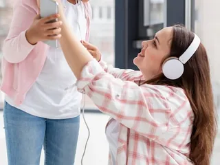 Tocar Junto Com Áudios: Aprenda a Dominar Instrumentos Musicais com Ajuda